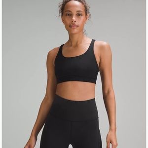 Black lululemon energy bra